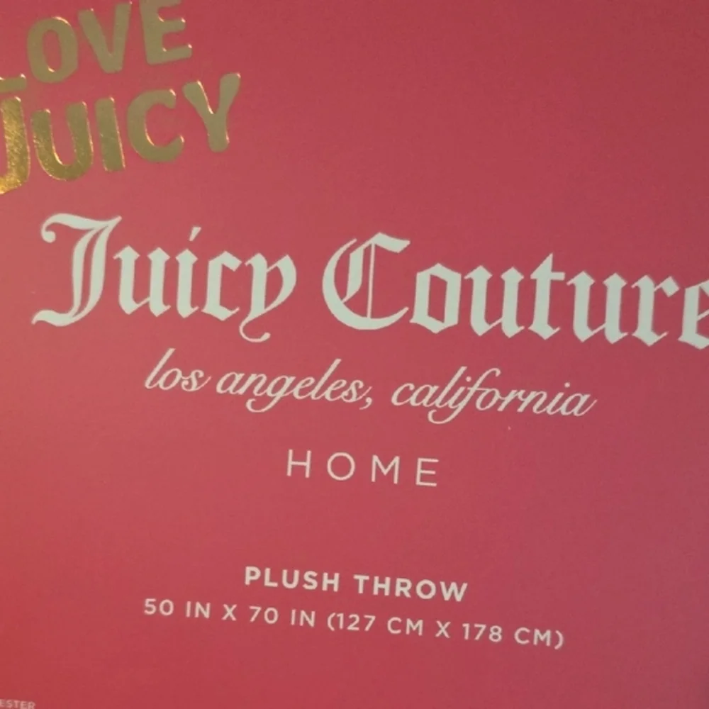 Juicy Couture Soft Pink Throw Blanket NWT